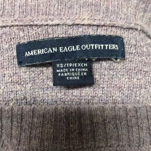American Eagle Light Sweater